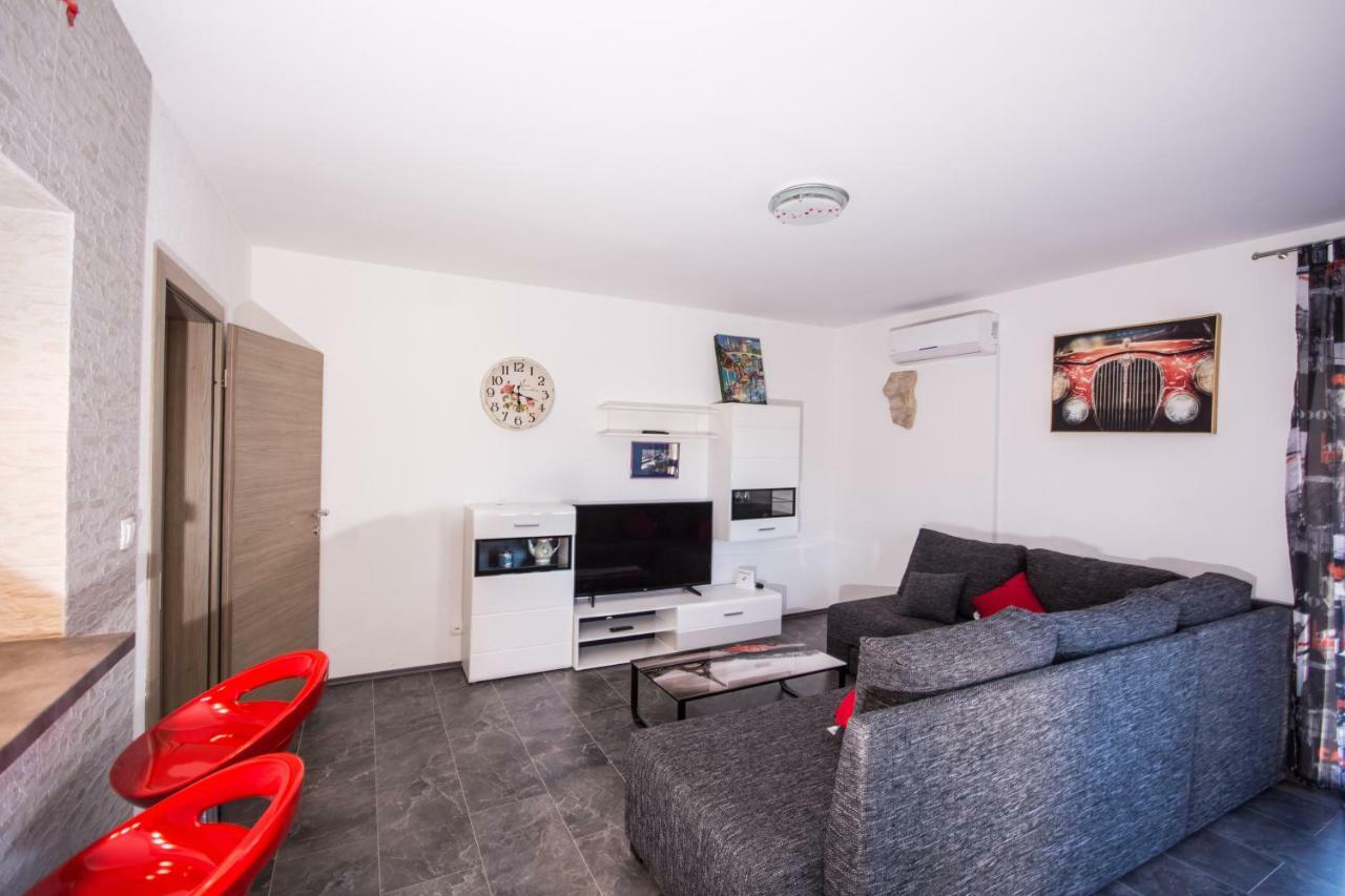 Aparment Jomarko Trogir Buitenkant foto